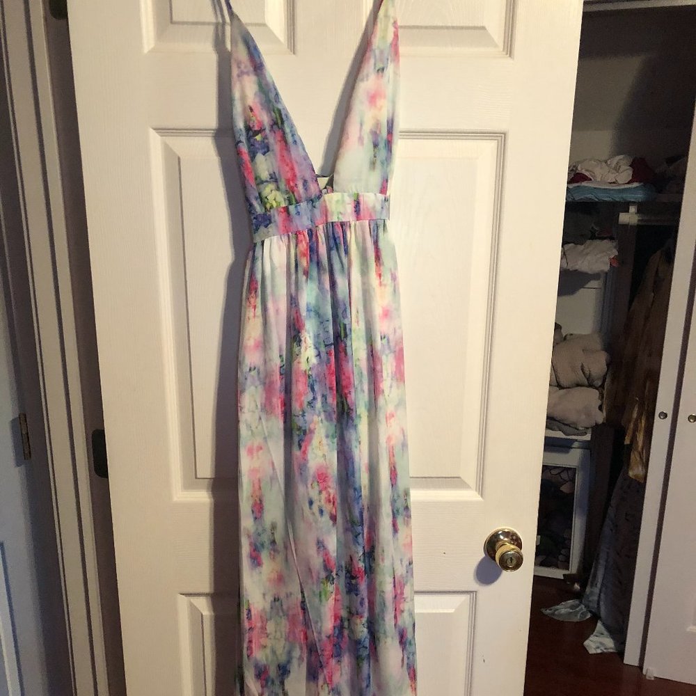 latiste byamy strappy floral maxi dress NWT (L)